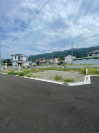 四国中央市中曽根町の土地